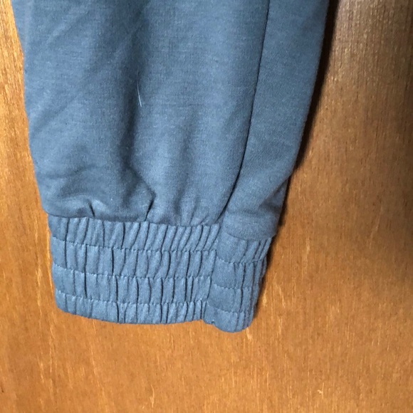 Thick waist band joggers - Picture 3 of 4